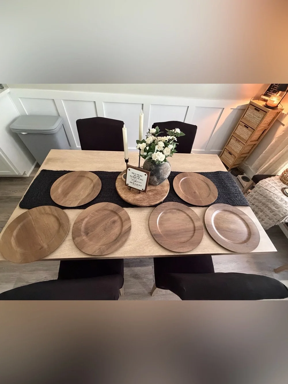 Wood Look Plastic Charger Plates